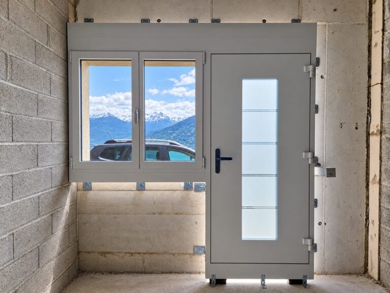 Fenêtres et façades en aluminium posées par Brahoni
