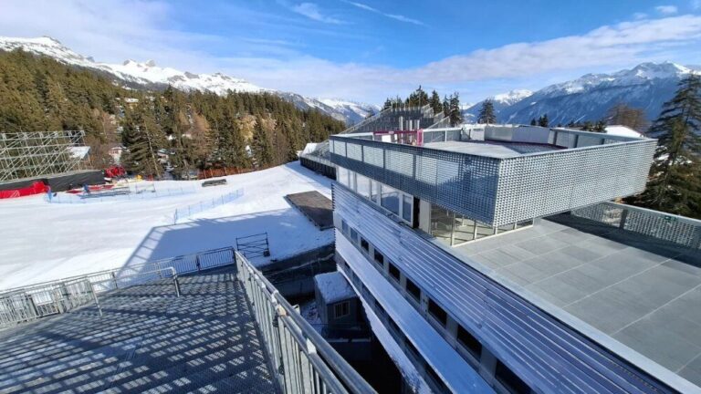 Bâtiment CMZ des Barzettes à Crans-Montana, au pied des pistes