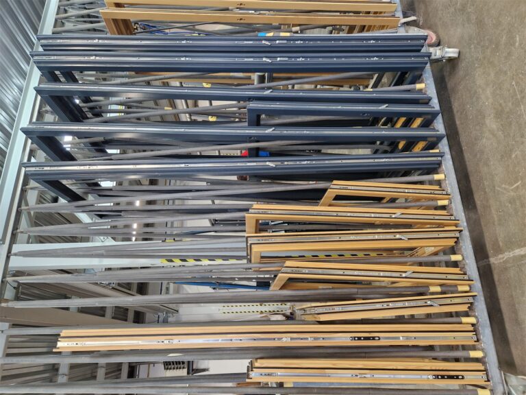 Fabrication de fenêtres en atelier